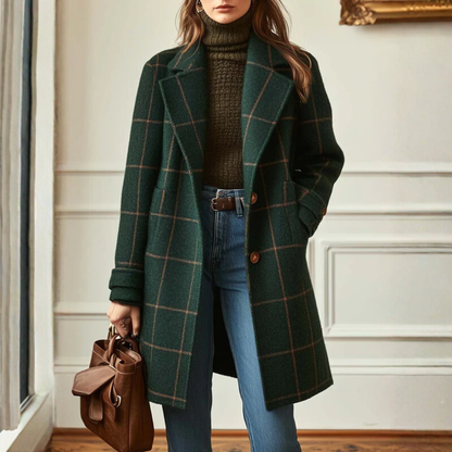 Płaszcz damski w kratę o klasycznym kroju