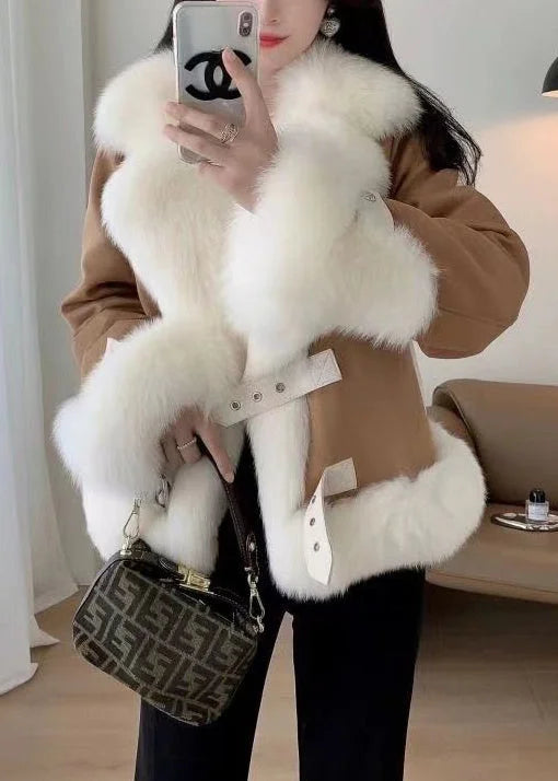 Kurtka damska | z futrzanym kołnierzem i mankietami